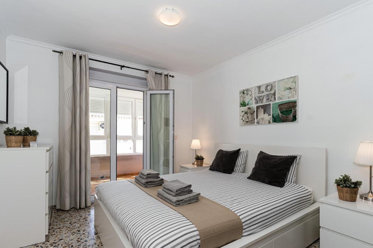 Andaluz Apartments - Algarrobo Нерха Экстерьер фото