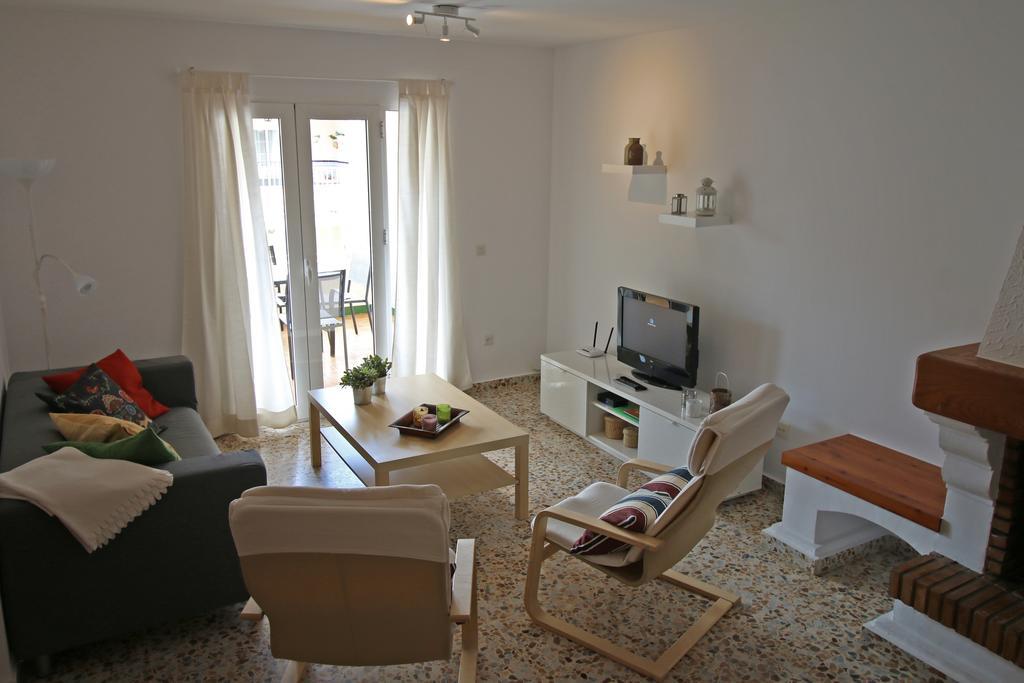Andaluz Apartments - Algarrobo Нерха Экстерьер фото